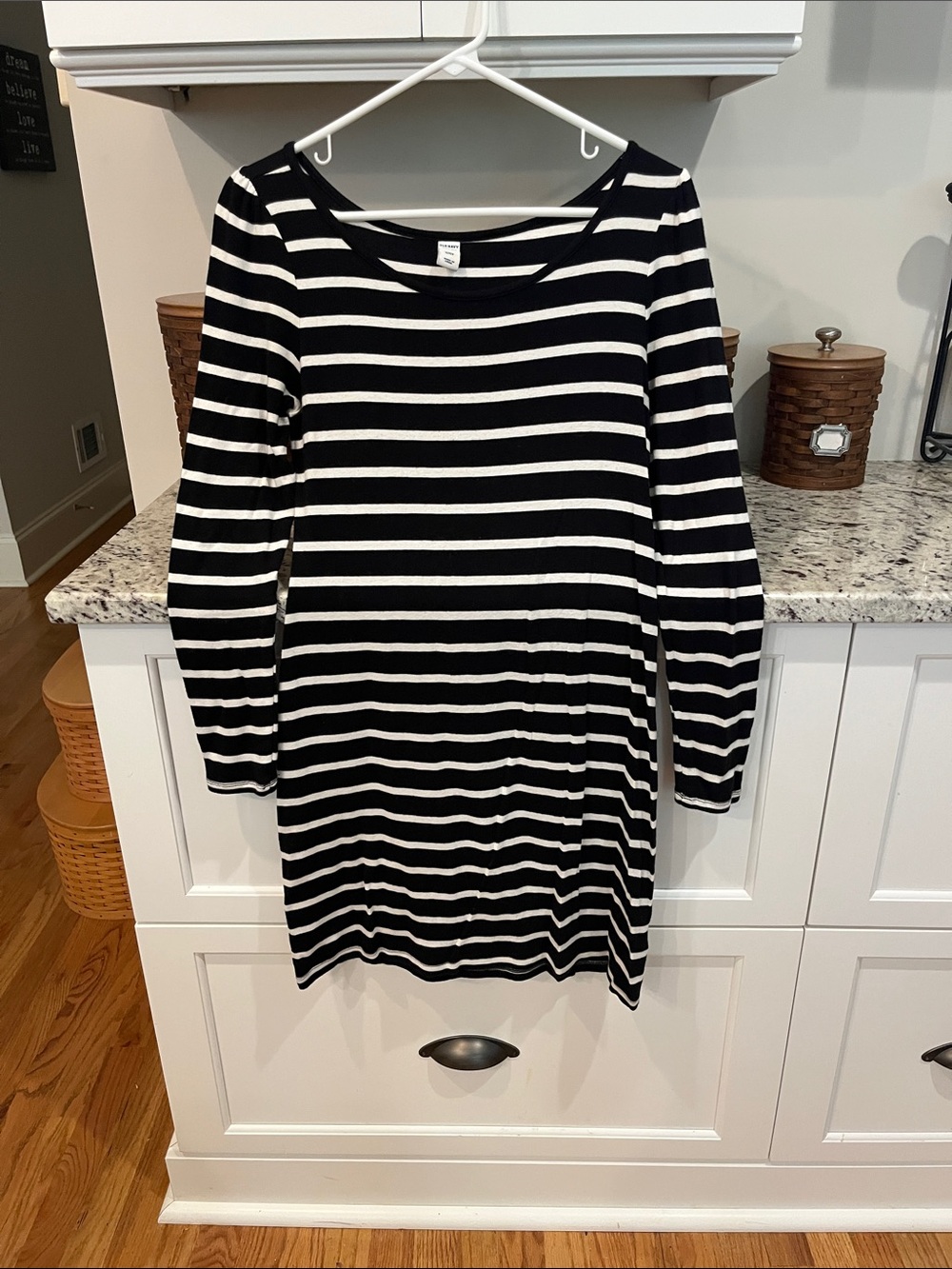 Old Navy Black & White Striped Long Sleeve Dress